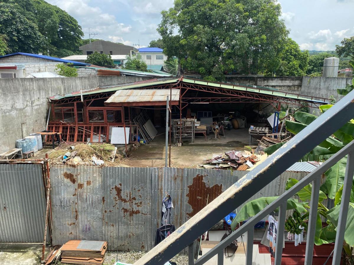 3 Storey Commercial Building For Sale