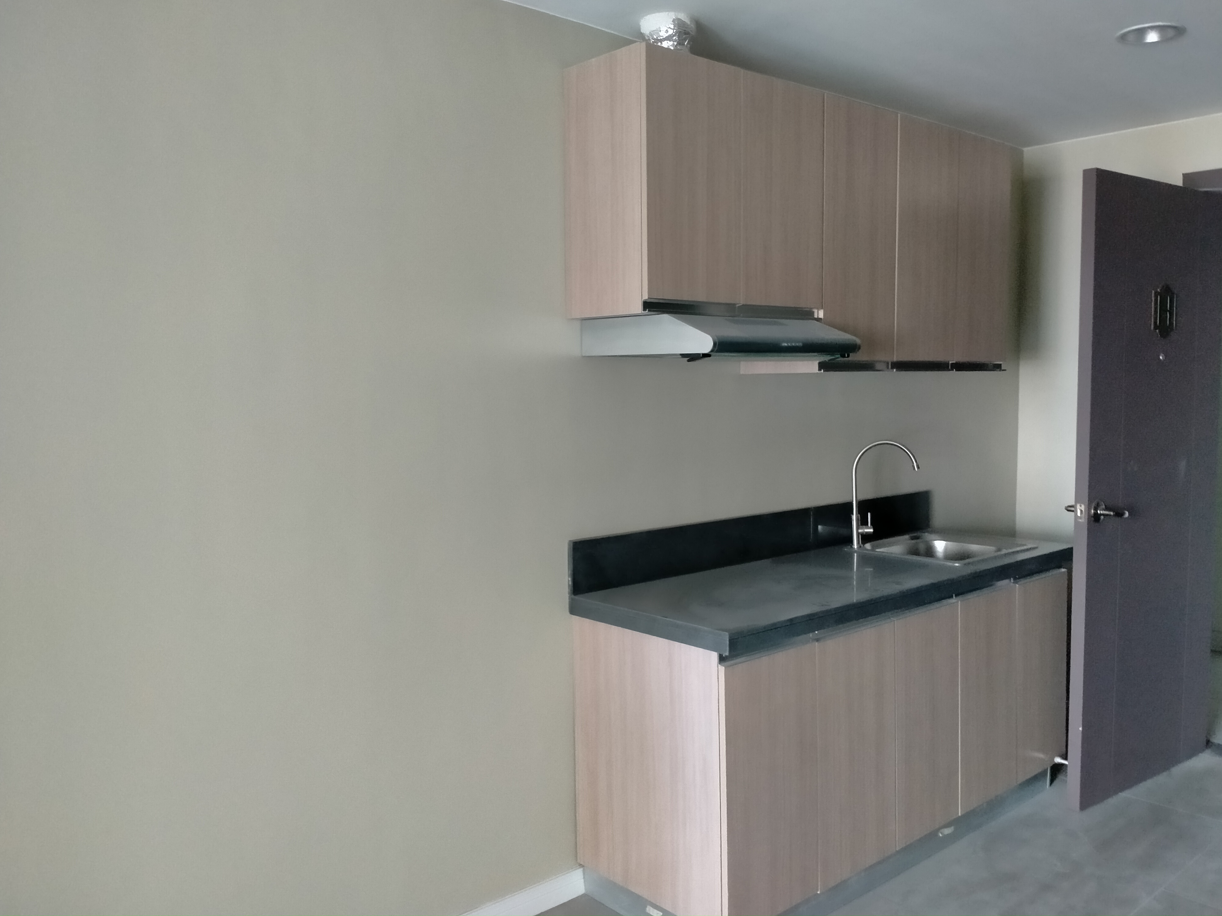 FIRE SALE!!! 1 BR UNIT IN LA NOBLEZA TERRAZAS