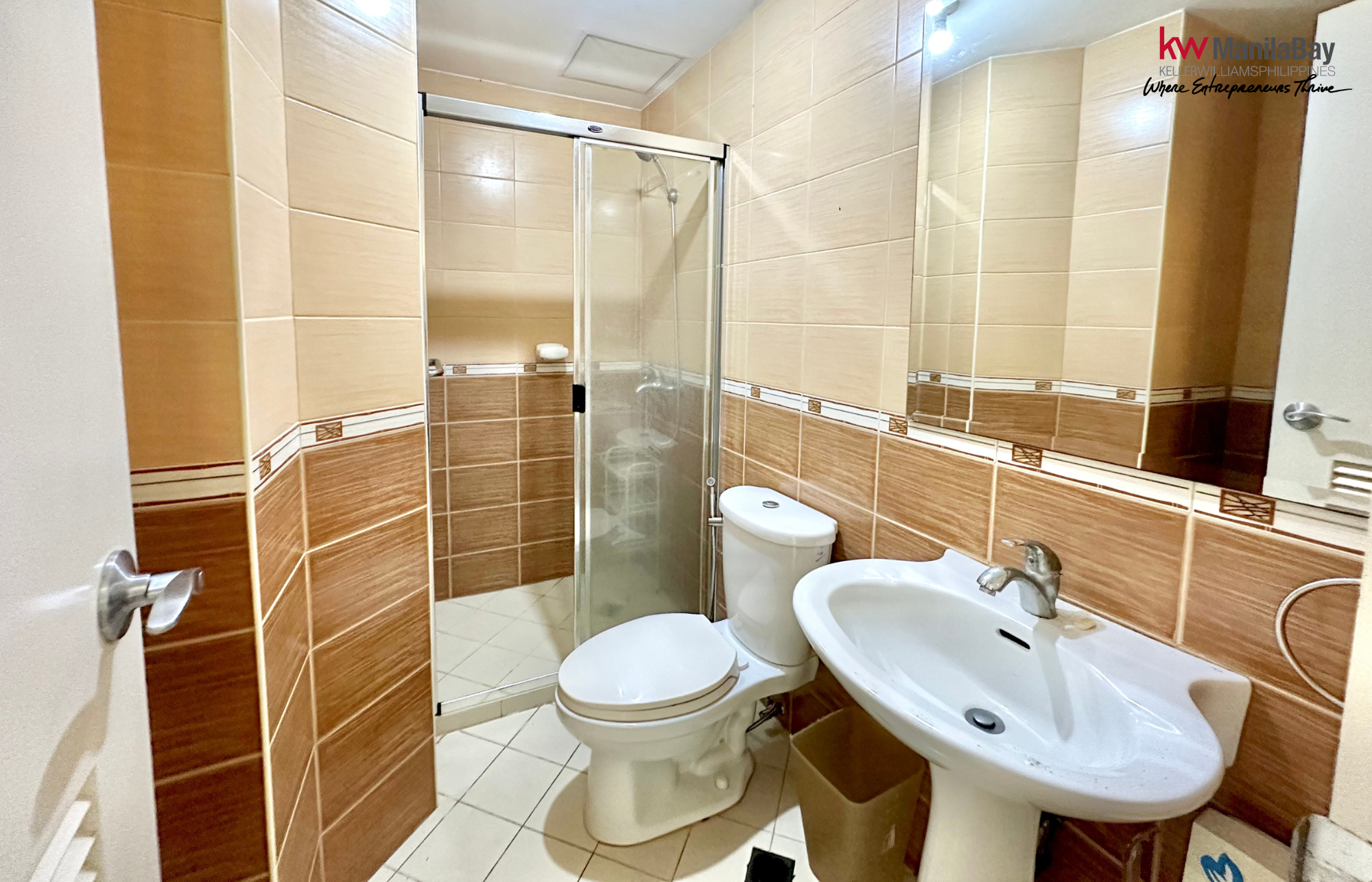 1 Bedroom Unit at Bay Garden Club Residences FOR SALE
